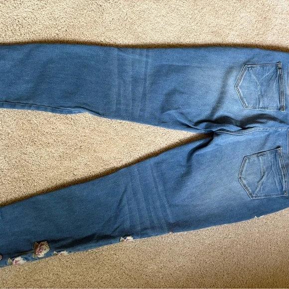 DRIFTWOOD Jackie Jeans with Floral Embroidery - Picture 5 of 6